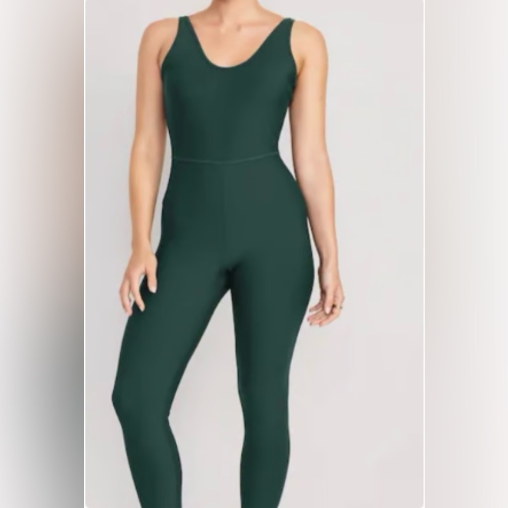 Old Navy PowerSoft Sleeveless 7/8 Bodysuit